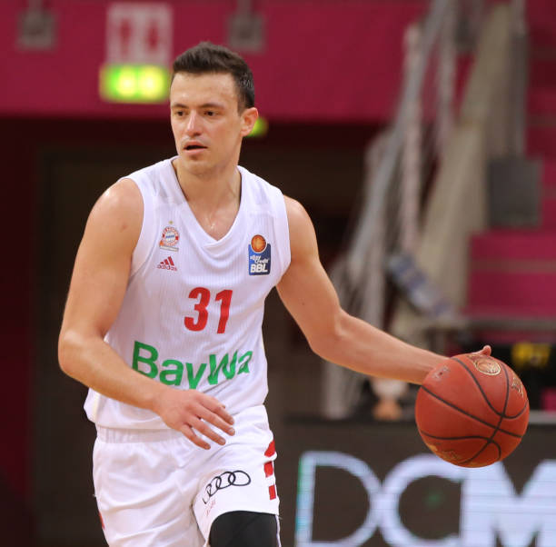 基础设施重 基础设施重