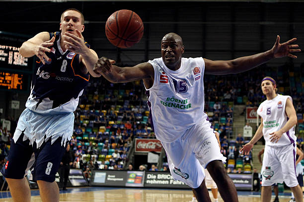 断对手进攻 断对手进攻