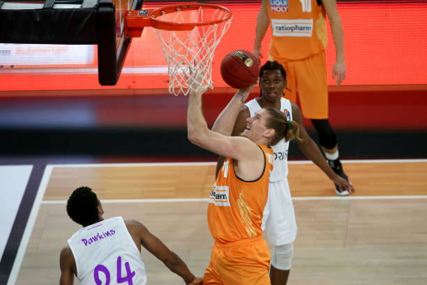 精准的底线 精准的底线