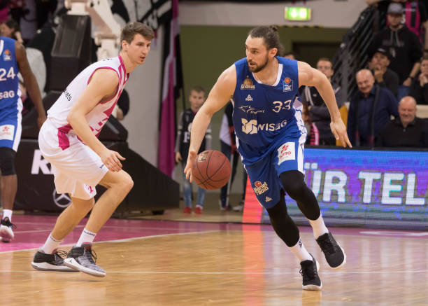 已经更现实 已经更现实